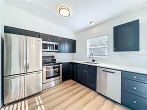 2001 Conway Gardens Rd in Orlando, FL - Building Photo - Building Photo