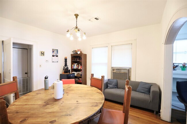 1601 Colquitt St in Houston, TX - Building Photo - Building Photo