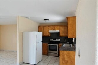 10 US-83 in Rio Grande City, TX - Building Photo - Building Photo