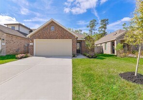 1935 Barrett Gables Dr in Crosby, TX - Building Photo