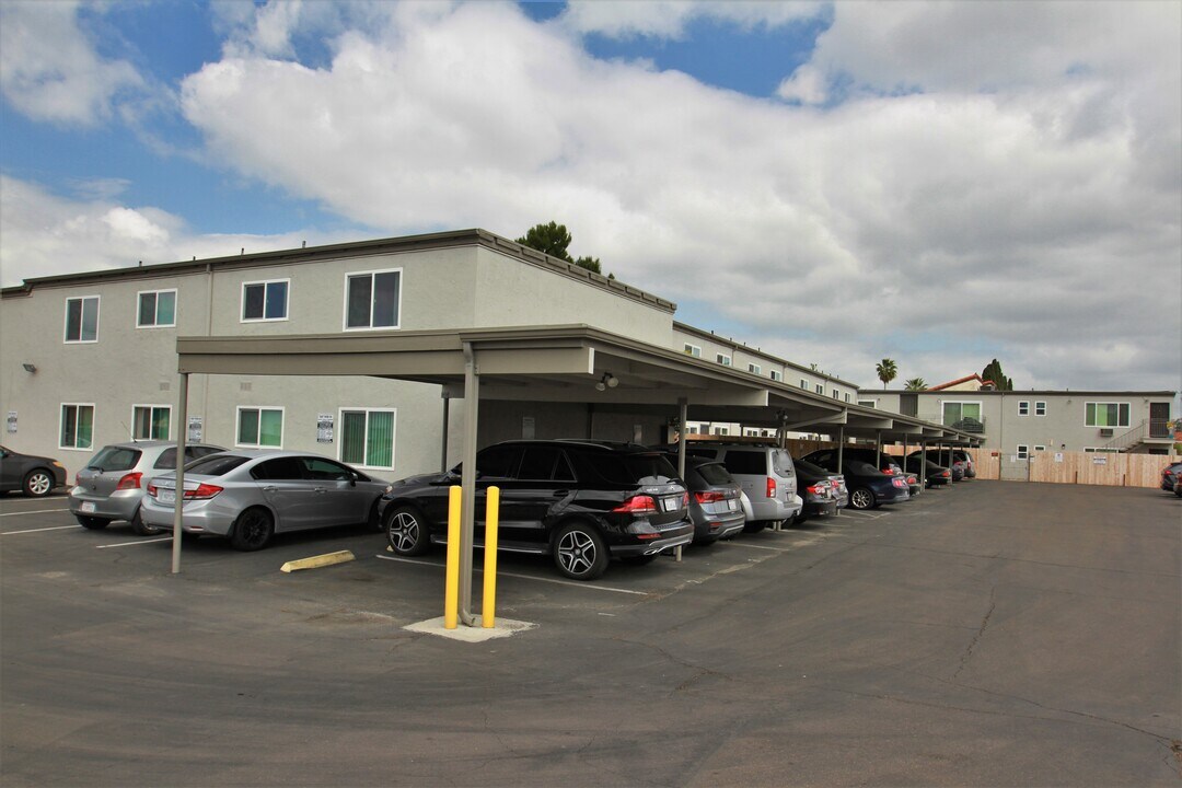 Anniversary Apartments Photo