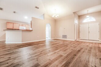 24817 Mary Beth Ct in Land O Lakes, FL - Building Photo - Building Photo