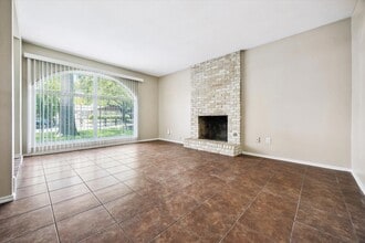 8514 Dryfield Dr, Unit A in Austin, TX - Building Photo - Building Photo
