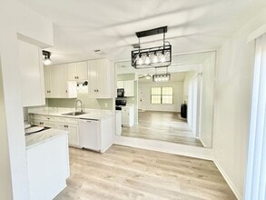 4424 Bellview Ave in Pensacola, FL - Building Photo - Building Photo