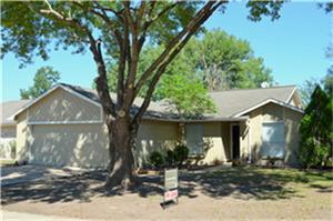 14014 Bay Gardens Dr in Sugar Land, TX - Building Photo