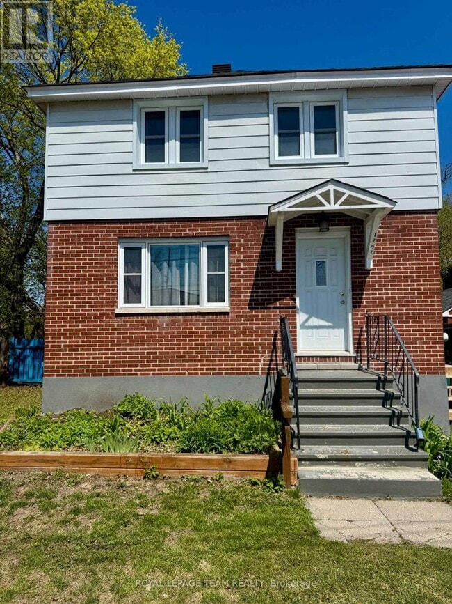 1297 Kitchener Ave