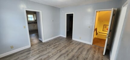 8 Bond St, Unit 10A in Fitchburg, MA - Building Photo - Building Photo
