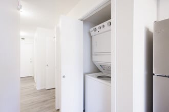 Secord Landing in Edmonton, AB - Building Photo - Building Photo