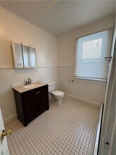 95 Duke St in East Greenwich, RI - Building Photo - Building Photo