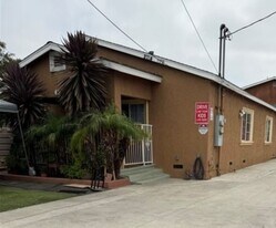 11716 S Central Ave in Los Angeles, CA - Building Photo