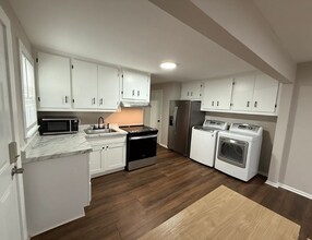 20 Burgess Ave in Greenville, SC - Building Photo - Building Photo