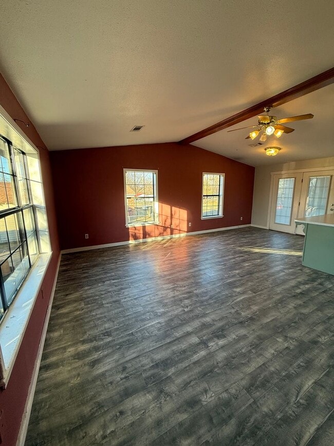 404 S 7th Ave in Mansfield, AR - Building Photo - Building Photo