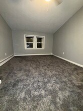 575 Weld St, Unit 2 in Boston, MA - Building Photo - Building Photo