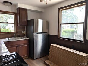 881 Highland Ave in Buffalo, NY - Building Photo - Building Photo