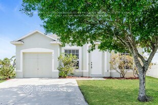 507 Madina Cir in Davenport, FL - Building Photo