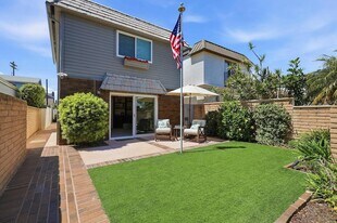 358 H Ave, Unit 1 in Coronado, CA - Building Photo