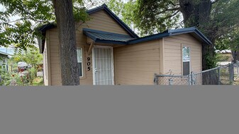 929 N 2nd St in Cottonwood, AZ - Building Photo