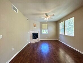 12400 Fair Oaks Blvd in Fair Oaks, CA - Foto de edificio - Building Photo