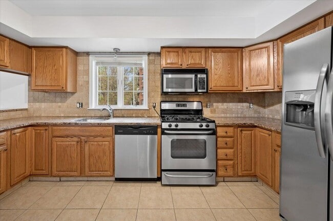 property at 727 Warburton Ave