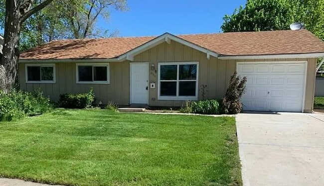 property at 606 Pleasant Pl