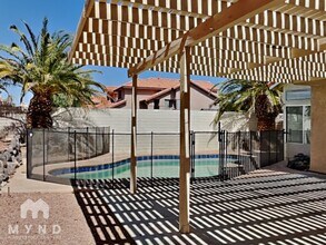 2337 Danville Ct in Henderson, NV - Building Photo - Building Photo
