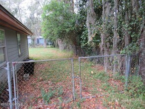 4828 Lambing Rd in Jacksonville, FL - Building Photo - Building Photo