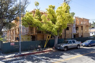 6845-6855 N Figueroa St in Los Angeles, CA - Building Photo - Building Photo