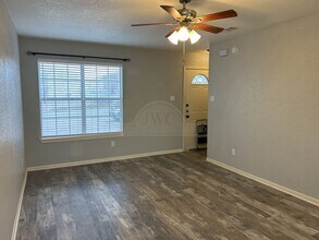 1607 Dugger Cir in Killeen, TX - Building Photo - Building Photo