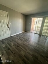 2121 W Royal Palm Rd in Phoenix, AZ - Building Photo - Building Photo