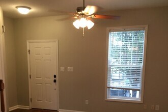 5543 Crabtree Park Ct in Raleigh, NC - Building Photo - Building Photo