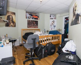 14 Quint Ave in Boston, MA - Building Photo - Building Photo