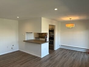 14 Hilltop Terrace in Highlands, NJ - Foto de edificio - Building Photo