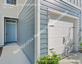 5917 Creekside Crossing Dr in Jacksonville, FL - Building Photo - Building Photo