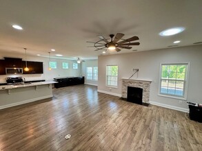 217 Willirene Wy in Clayton, NC - Building Photo - Building Photo