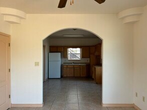 2901 S Martin Ave in Laredo, TX - Building Photo - Building Photo