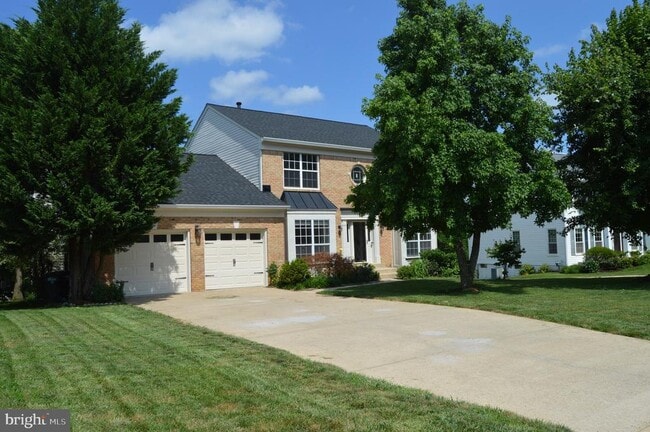 1562 Kingstream Cir in Herndon, VA - Building Photo - Building Photo