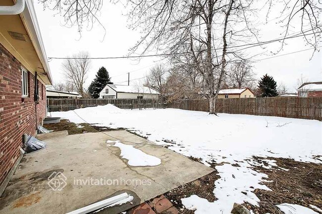 property at 2122 Truda Dr
