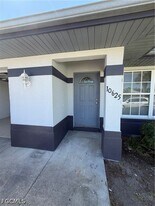 10625 Windsmont Ct in Lehigh Acres, FL - Building Photo