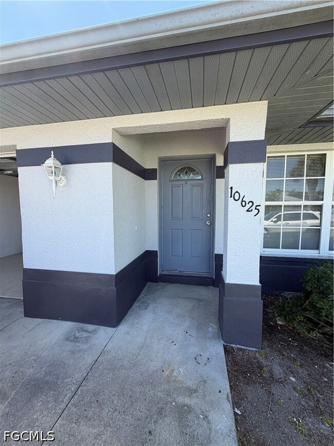 property at 10625 Windsmont Ct