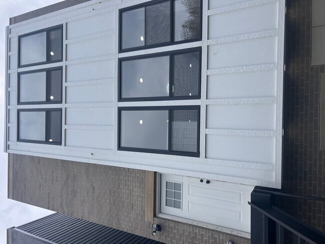 property at 1056 N Central Park Ave