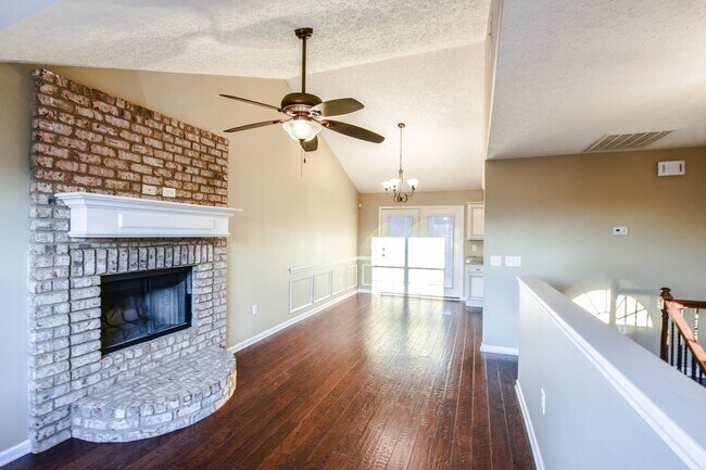 3337 Franklin Meadows Way in Clarksville, TN - Building Photo - Building Photo