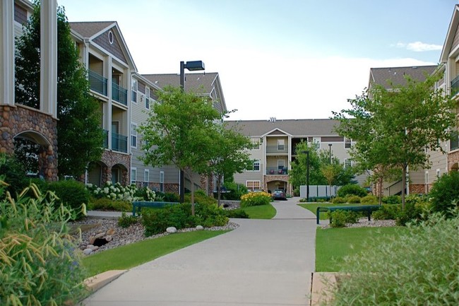 Rams Park Apartments in Fort Collins, CO - Foto de edificio - Building Photo