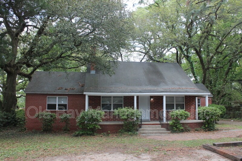 855 Azalea Rd in Mobile, AL - Building Photo