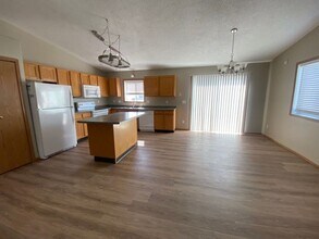 6013 23rd St S in Fargo, ND - Building Photo - Building Photo