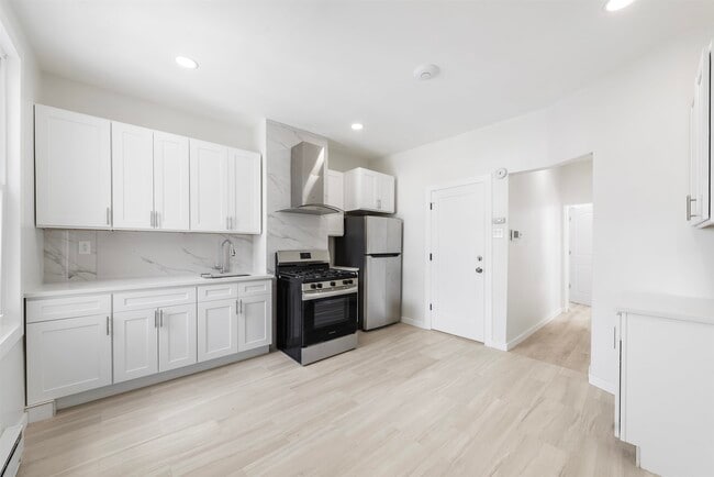 property at 600 67th St
