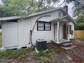 5420 Leaming Ave in Jacksonville, FL - Building Photo - Building Photo