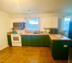 1111 Rock Pond Ln in Salisbury, NC - Building Photo - Building Photo