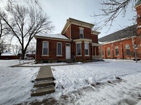 203 W Dewald St in Fort Wayne, IN - Building Photo