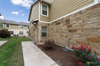 1620 Bryant Dr in Round Rock, TX - Building Photo - Building Photo