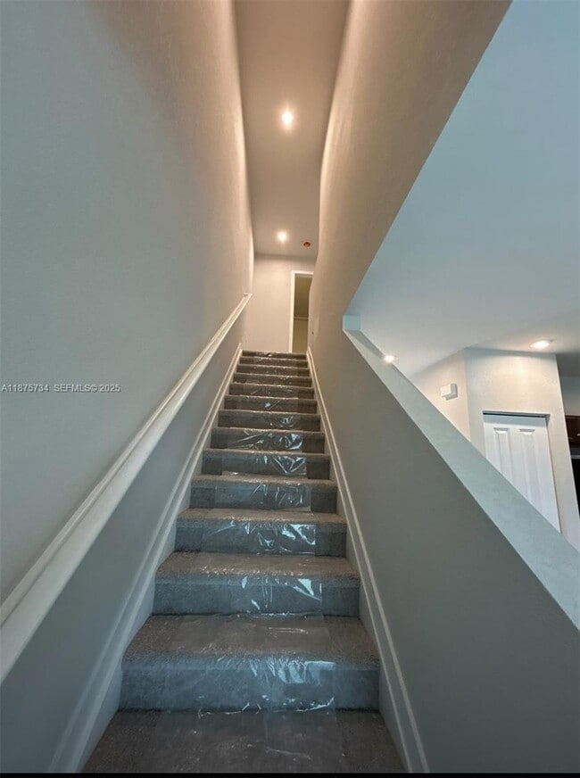 property at 1070 W Davis Pkwy